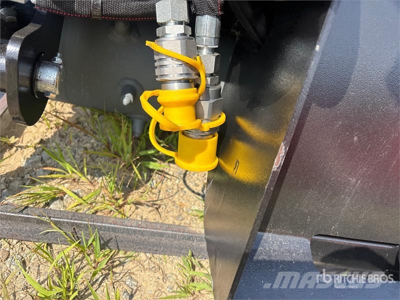 Raytree RPRB72 72 in 6 IN 1 Power Rake Bucket (Unu Other components