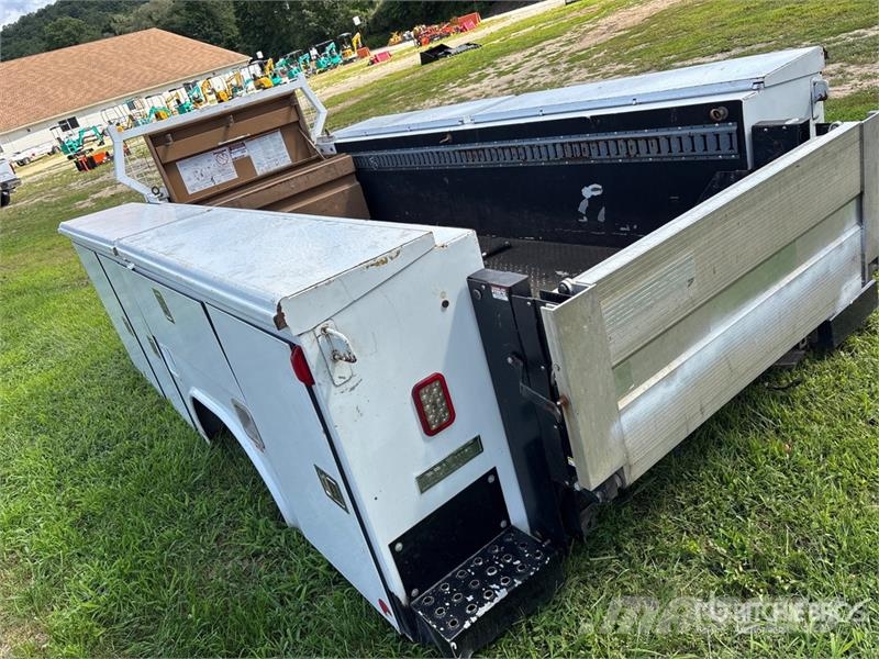 Reading CS132DCA333020 Utility Truck Body 박스 바디