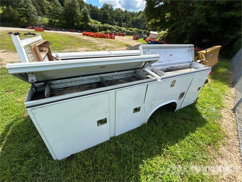 Reading CS132DCA333020 Utility Truck Body 박스 바디