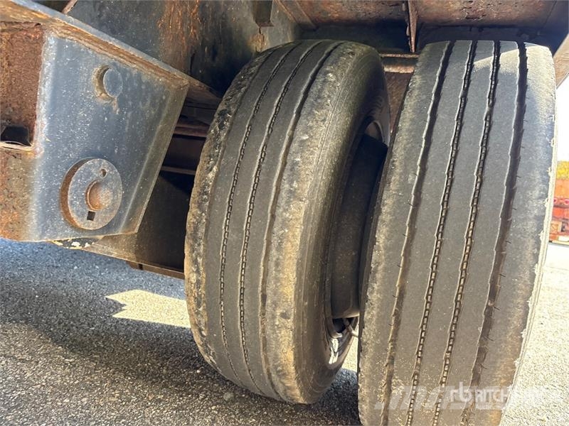 Roadclipper 15040 lb 51 ft T/A Gooseneck Equipment Trailer Трейлери колесного транспортного засобу
