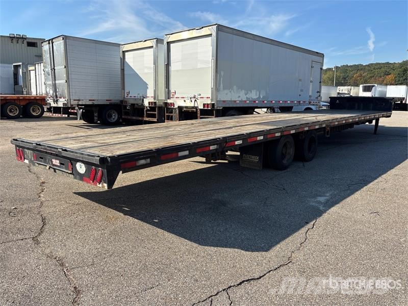 Roadclipper 15040 lb 51 ft T/A Gooseneck Equipment Trailer Трейлери колесного транспортного засобу