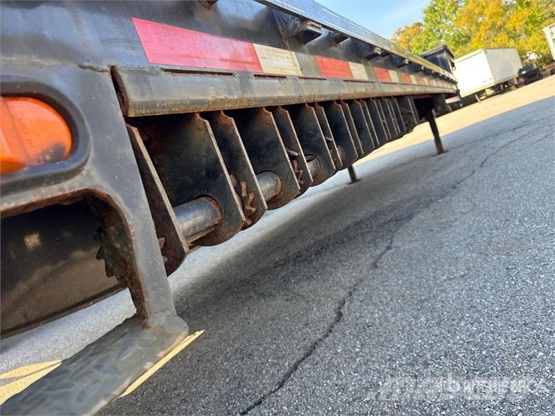 Roadclipper 15040 lb 51 ft T/A Gooseneck Equipment Trailer Трейлери колесного транспортного засобу