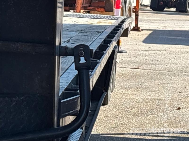 Roadclipper 15040 lb 51 ft T/A Gooseneck Equipment Trailer Трейлери колесного транспортного засобу