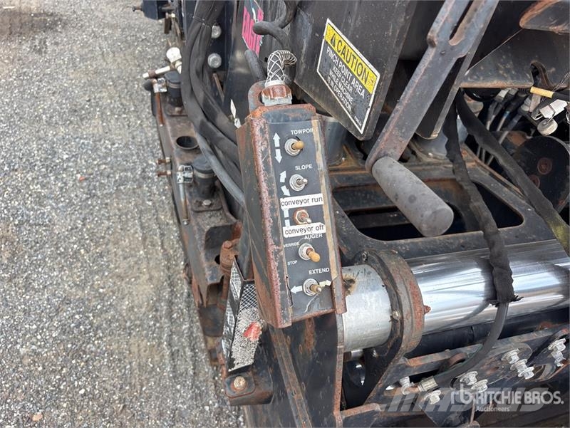 Roadtec RP-175 Track Asphalt Paver معدات السفلتة