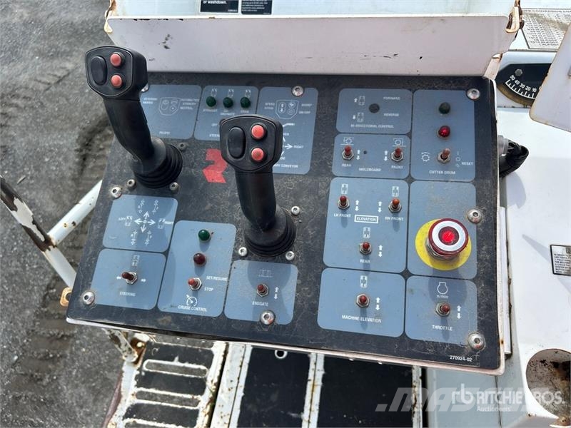Roadtec RX600e-4 Tracked Cold Planer ماكينات الكشط البارد للأسفلت