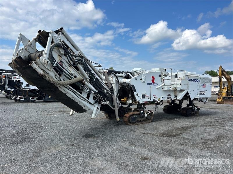 Roadtec RX600e-4 Tracked Cold Planer ماكينات الكشط البارد للأسفلت
