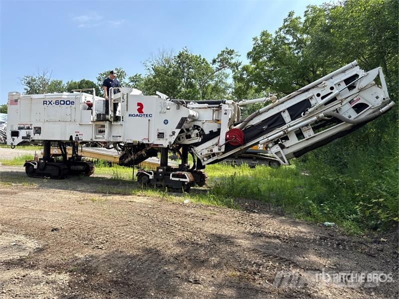 Roadtec RX600e-4 Tracked Cold Planer ماكينات الكشط البارد للأسفلت