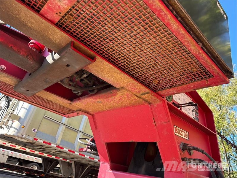 Rogers T/A Lowboy Trailer Οχήματα με χαμηλό δάπεδο