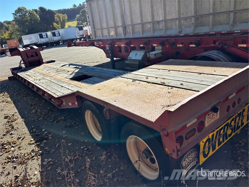 Rogers T/A Lowboy Trailer Zemie treileri