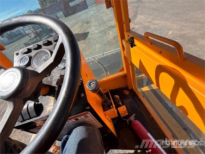  Roscoe 4890 Power Broom Barredoras