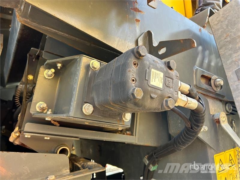 Rubble Master HS11000M Tracked Incline Screen Plant Zeefinstallatie