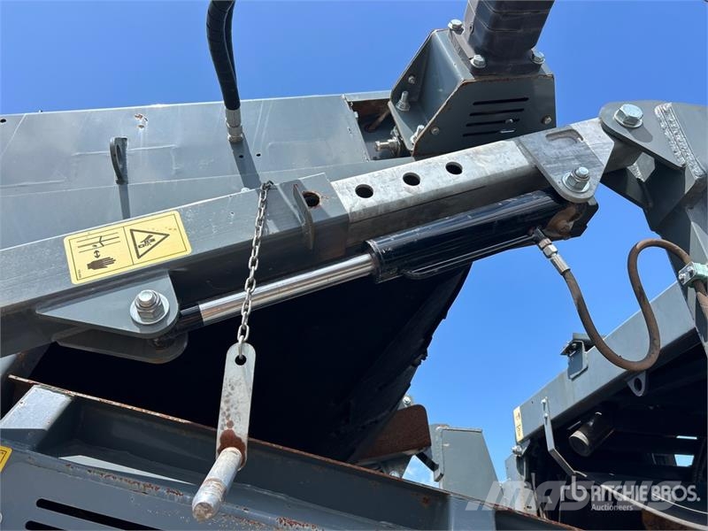 Rubble Master HS11000M Tracked Incline Screen Plant Zeefinstallatie