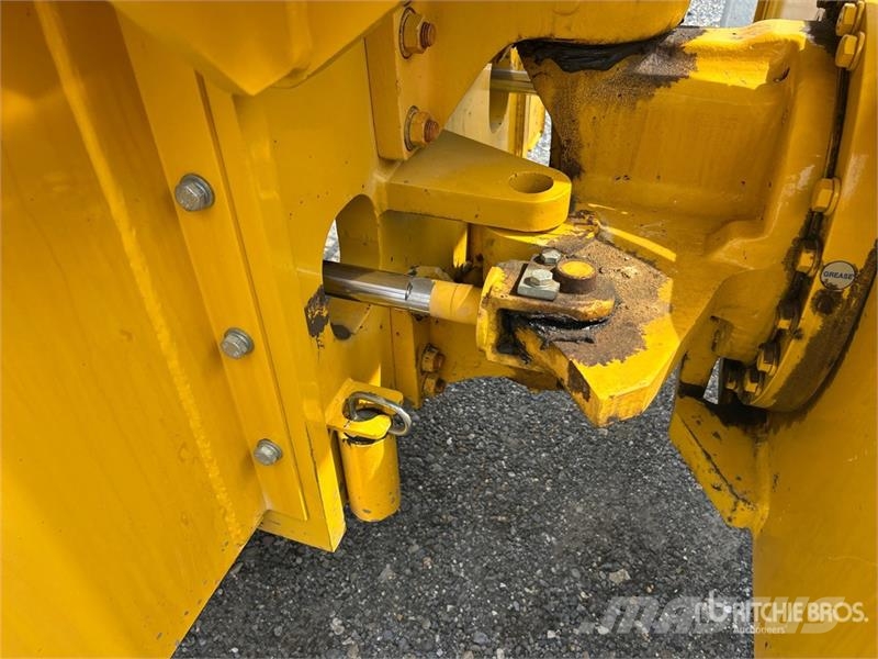 Sakai SV544 Smooth Drum Compactor Tek tamburlu silindirler