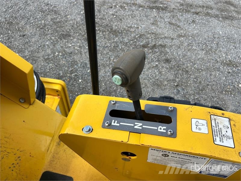 Sakai SV544D Smooth Drum Compactor Tek tamburlu silindirler