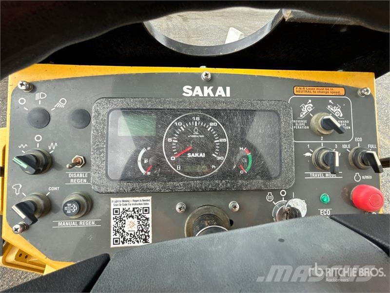 Sakai SV544DB Smooth Drum Compactor Tek tamburlu silindirler