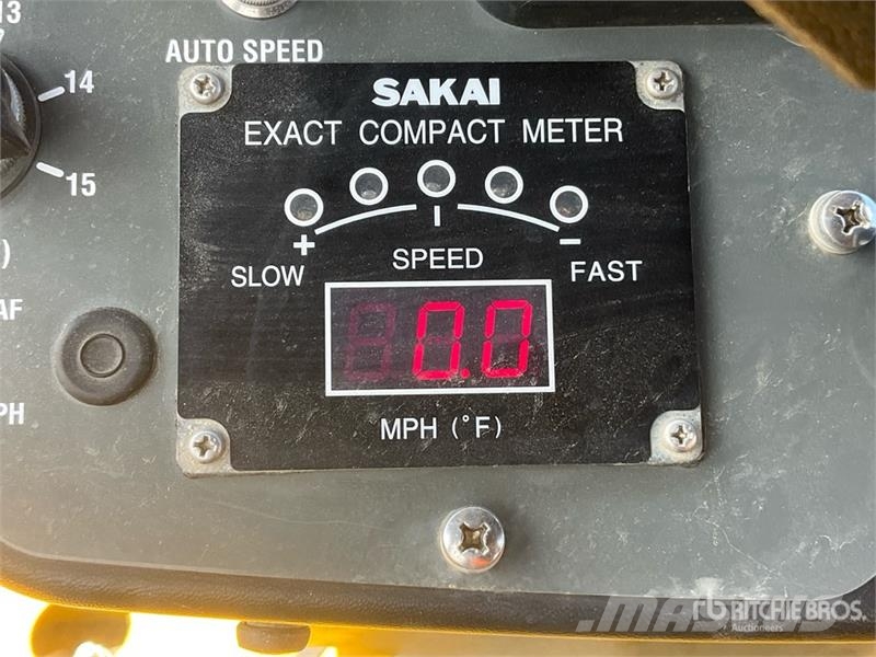 Sakai SW884 Double Drum Roller Οδοστρωτήρες διπλού κυλίνδρου
