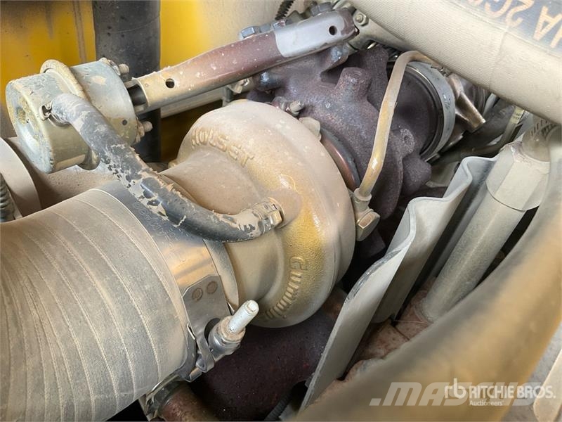 Sakai SW884 Double Drum Roller Οδοστρωτήρες διπλού κυλίνδρου