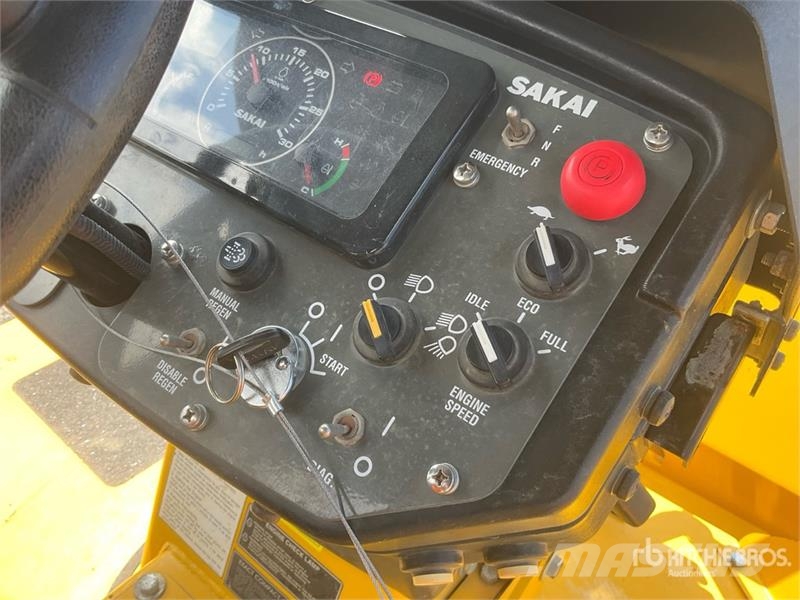 Sakai SW884 Double Drum Roller Οδοστρωτήρες διπλού κυλίνδρου