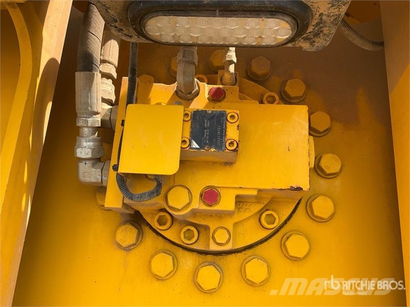 Sakai SW884 Double Drum Roller Οδοστρωτήρες διπλού κυλίνδρου