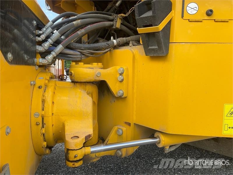 Sakai SW884 Double Drum Roller Οδοστρωτήρες διπλού κυλίνδρου