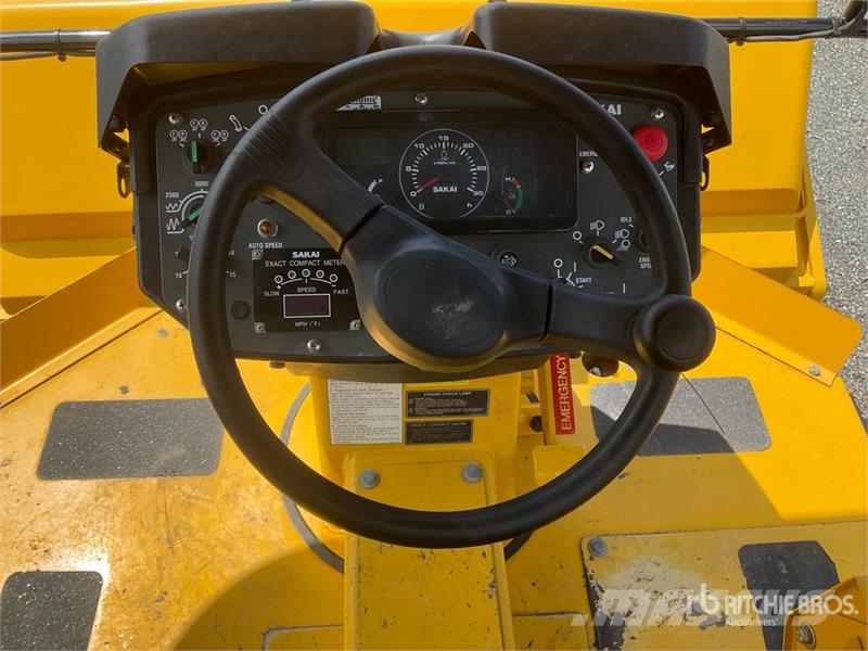 Sakai SW884 Double Drum Roller Οδοστρωτήρες διπλού κυλίνδρου