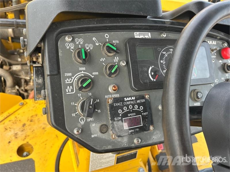 Sakai SW884 Double Drum Roller Οδοστρωτήρες διπλού κυλίνδρου
