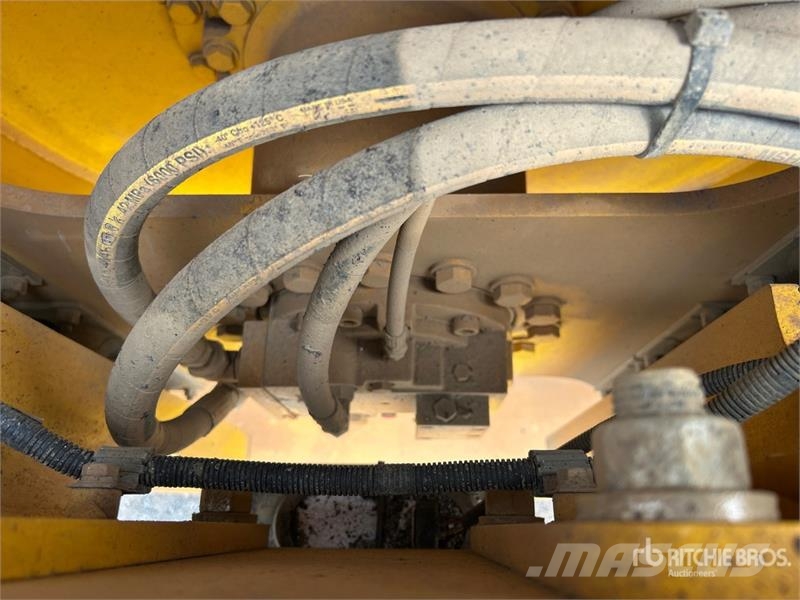 Sakai SW884 Double Drum Roller Οδοστρωτήρες διπλού κυλίνδρου