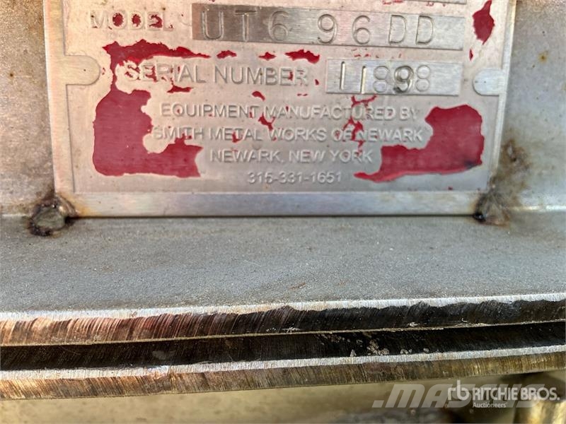 SaltDogg Salt Spreader Διαστρωτήρες άμμου και αλατιού