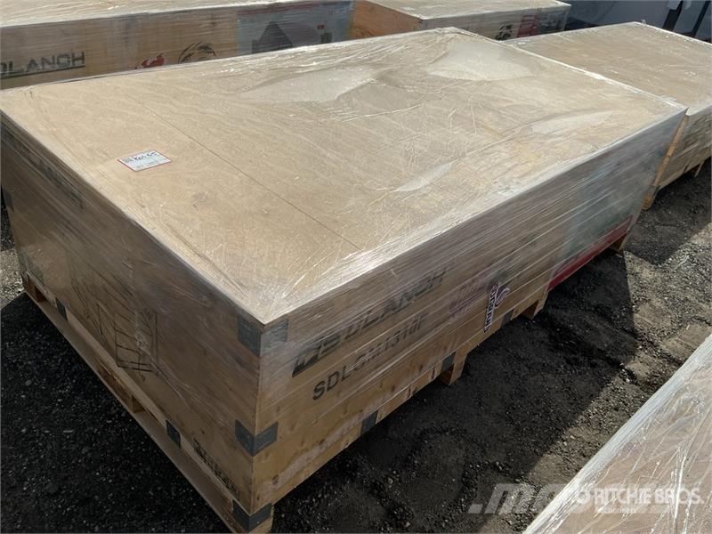  SDLGM1310F 13 ft x 10 ft Galvanized Metal Livestoc Other livestock machinery and accessories