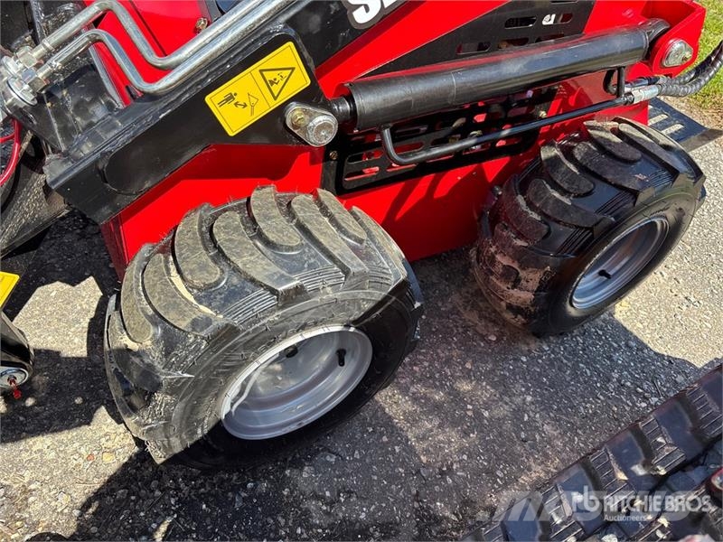  SDLOOL SL-323TZ Mini Skid Steer Loader (Unused) Kompaktlaadurid
