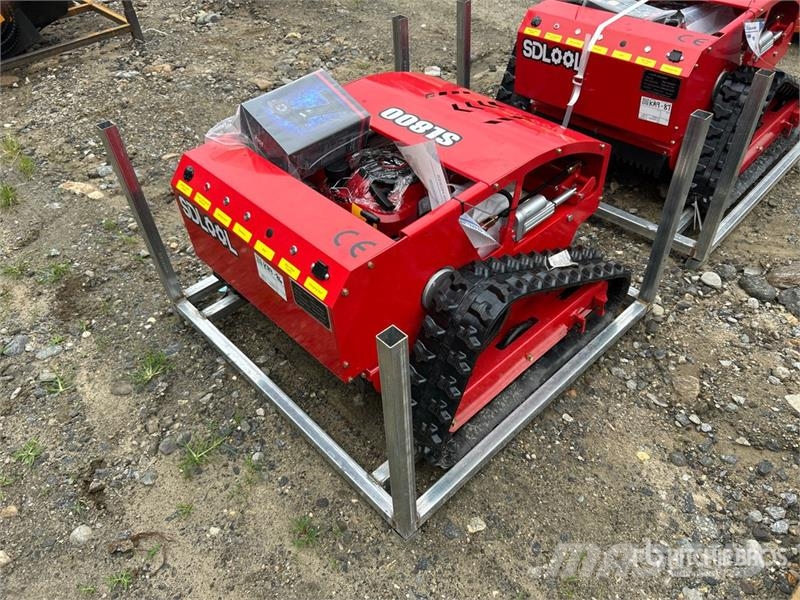  SDLOOL SL800 Remote Controlled Crawler Lawn Mower  Riding mowers