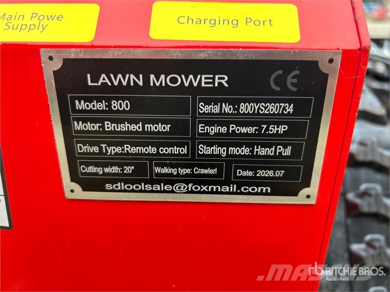  SDLOOL SL800 Remote Controlled Crawler Lawn Mower  Riding mowers