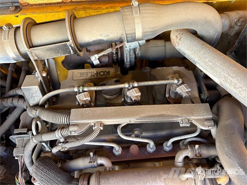 Sellick STM-55PRK4-4W 5500 lb 3x3 Truck Mounted Forklift Horquillas elevadoras para camión