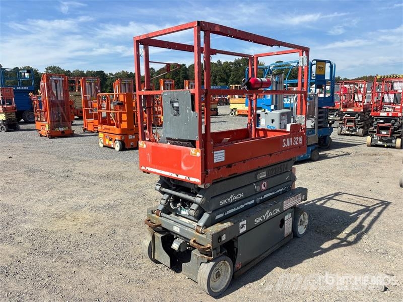 SkyJack 3219 Electric Scissor Lift Škarjaste dvižne ploščadi