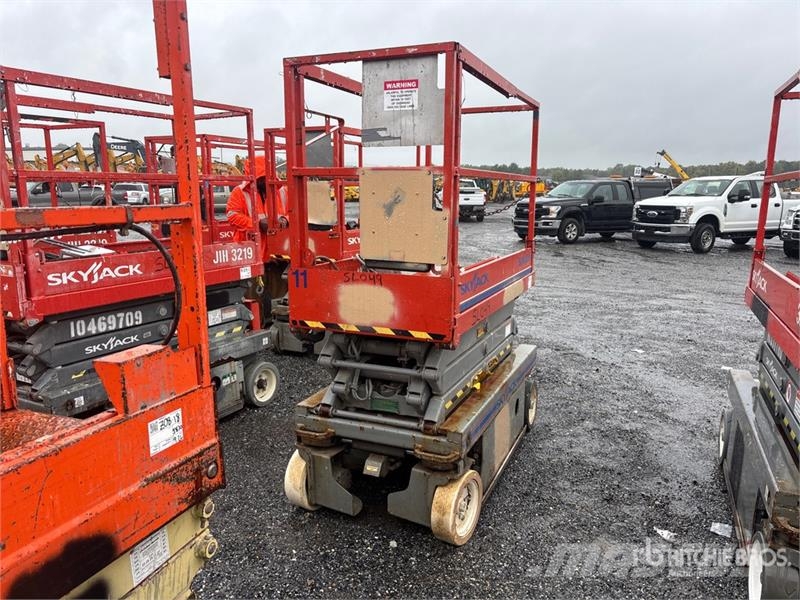 SkyJack SJ 3219 Electric Scissor Lift Škarjaste dvižne ploščadi
