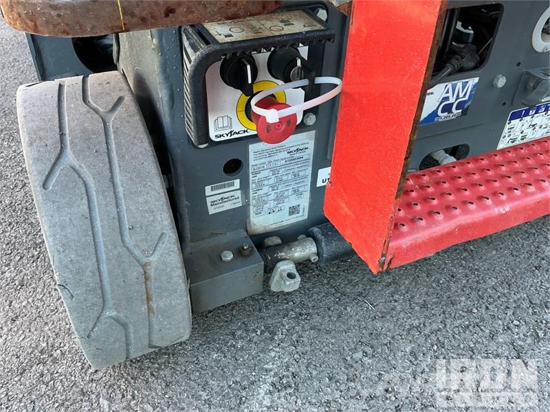 SkyJack SJ 3219 Electric Scissor Lift Scissor lifts