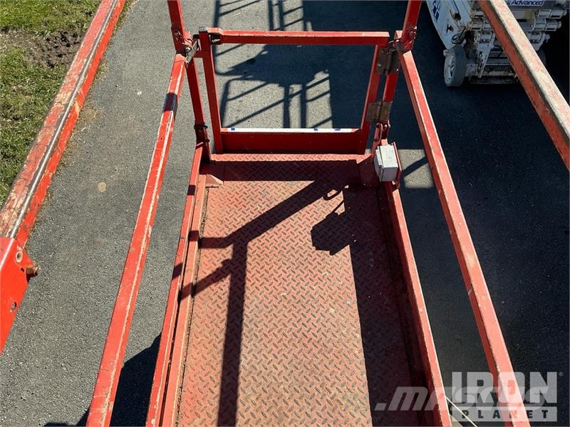 SkyJack SJ 3226 Electric Scissor Lift Scissor lifts