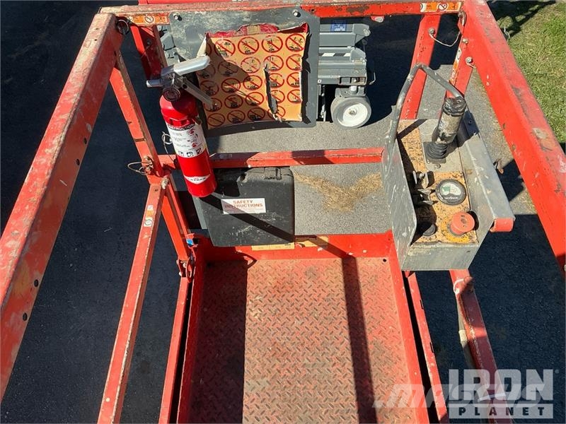 SkyJack SJ 3226 Electric Scissor Lift Scissor lifts