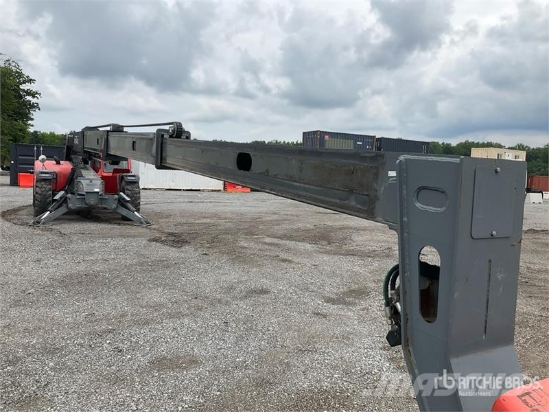 SkyJack SJ1056TH Telehandler Teleskopiskie manipulatori