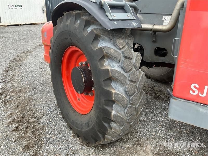 SkyJack SJ1056TH Telehandler Teleskopiskie manipulatori