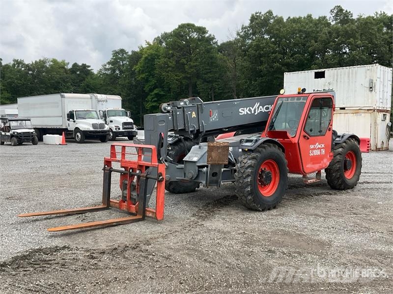 SkyJack SJ1056TH Telehandler Teleskopiskie manipulatori