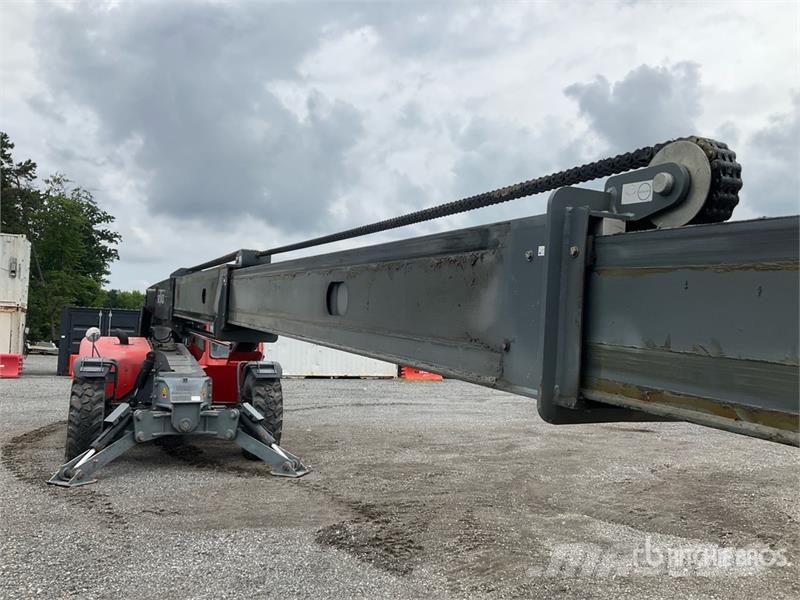 SkyJack SJ1056TH Telehandler Teleskopiskie manipulatori