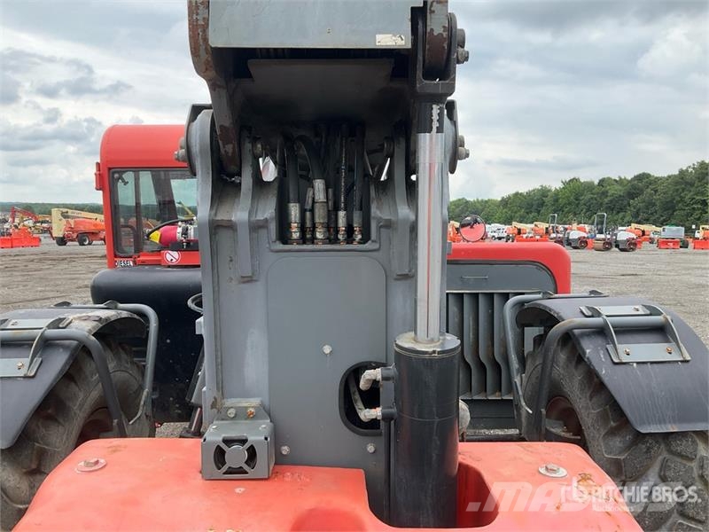 SkyJack SJ1056TH Telehandler Teleskopiskie manipulatori