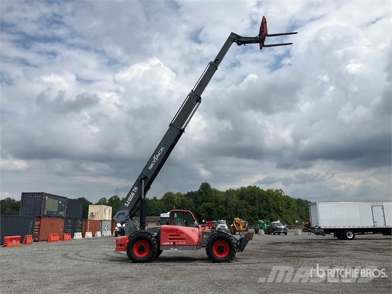 SkyJack SJ1056TH Telehandler Teleskopiskie manipulatori