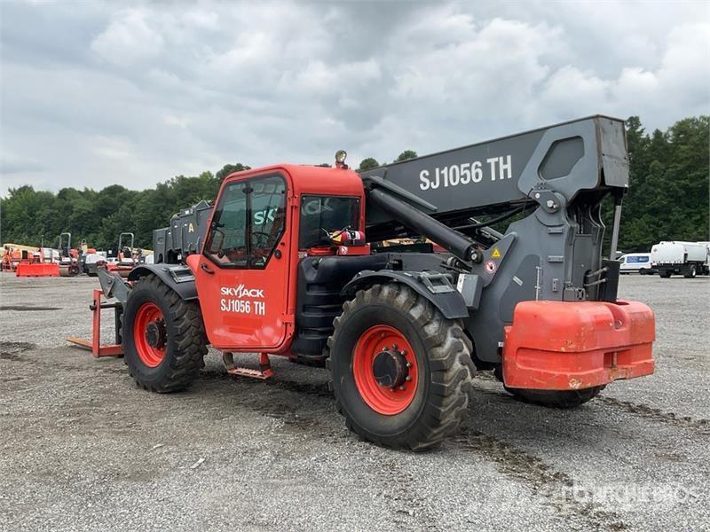 SkyJack SJ1056TH Telehandler Teleskopiskie manipulatori