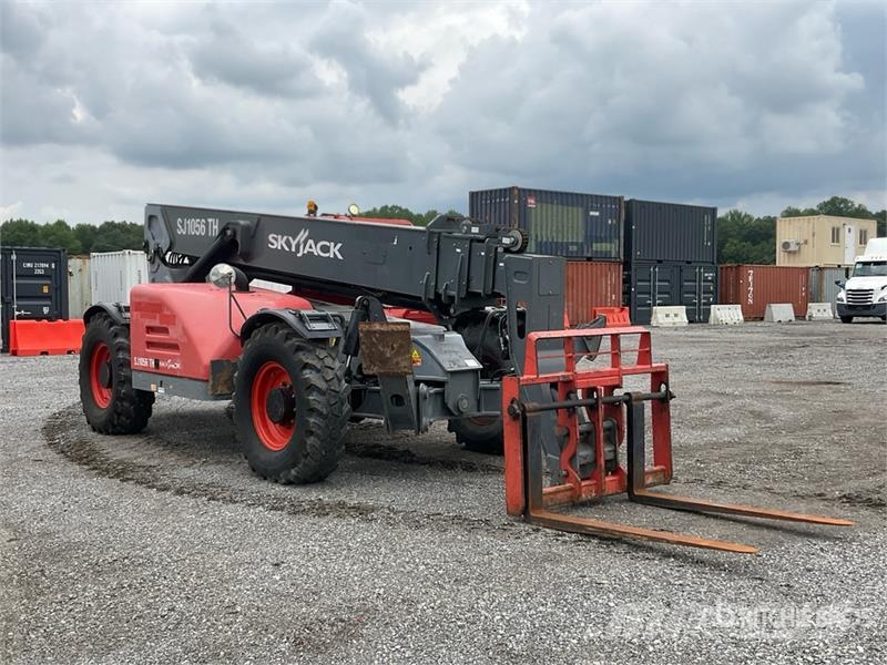 SkyJack SJ1056TH Telehandler Teleskopiskie manipulatori
