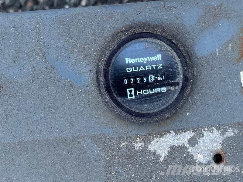 SkyJack SJ3219 Saxliftar