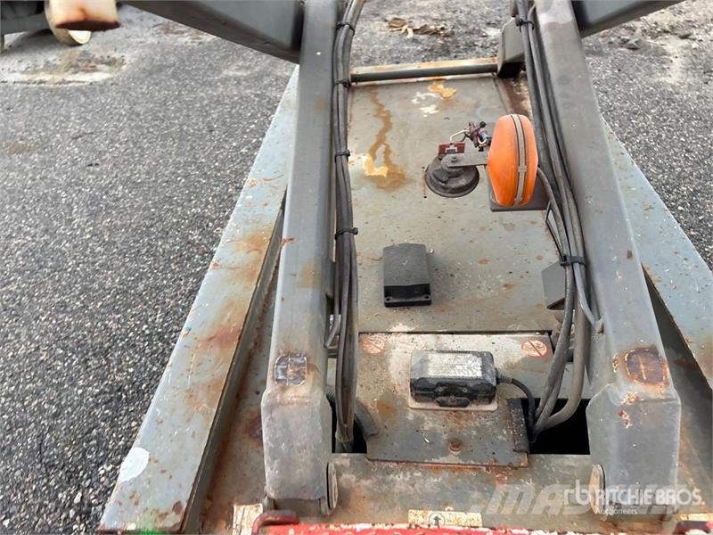 SkyJack SJ3219 Saxliftar