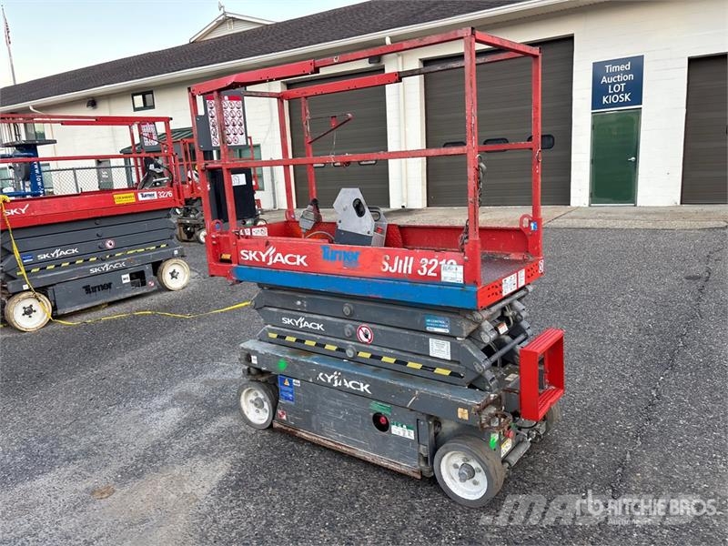 SkyJack SJ3219 Saxlifte