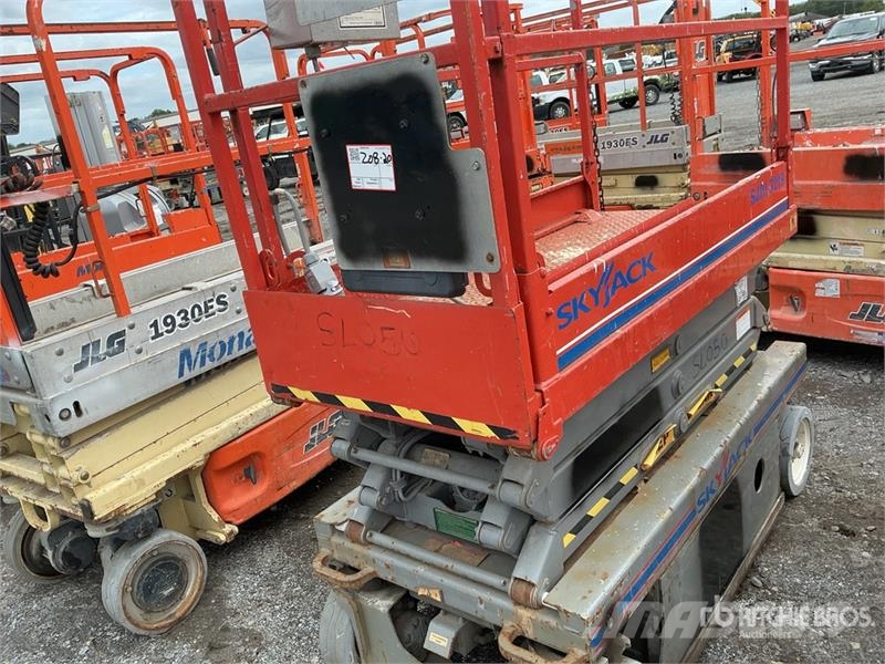 SkyJack SJ3219 Škarjaste dvižne ploščadi
